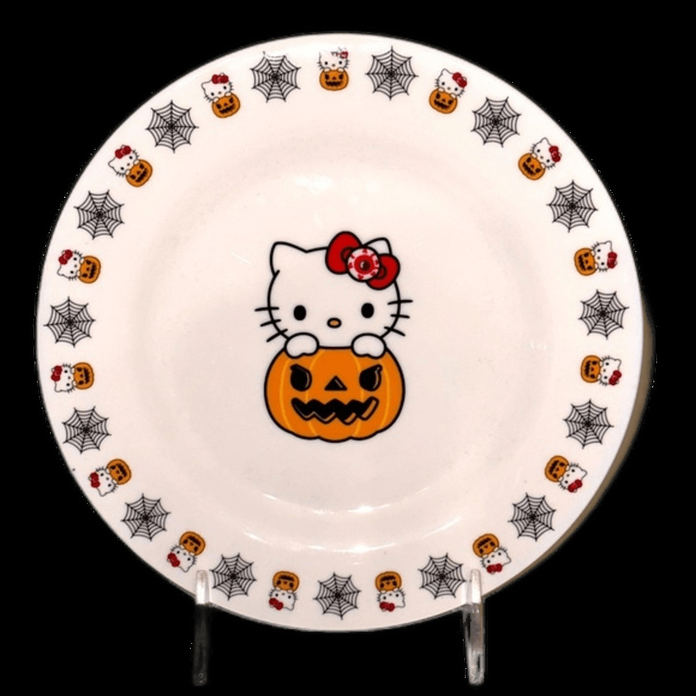 Hello Kitty Halloween Dessert Plate NEW